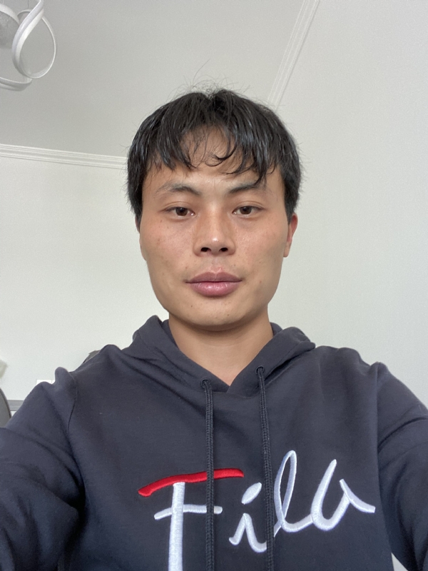寒漠的第一张照片--乌鲁木齐中老年相亲网